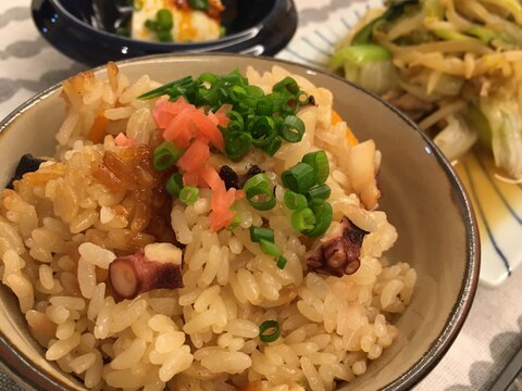 たこ焼きの余ったタコで＊炊飯器タコ飯